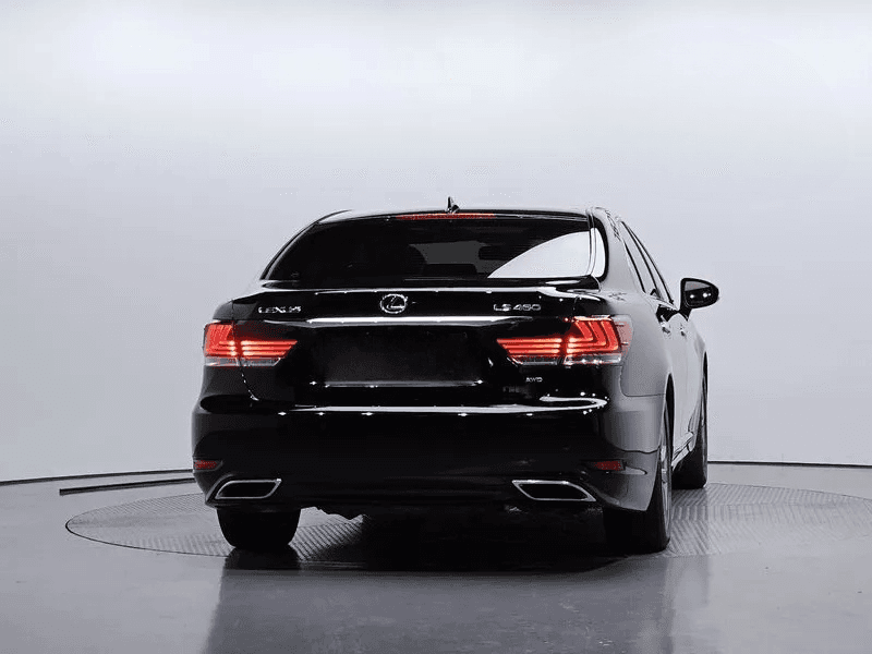 2015 Lexus LS - 4