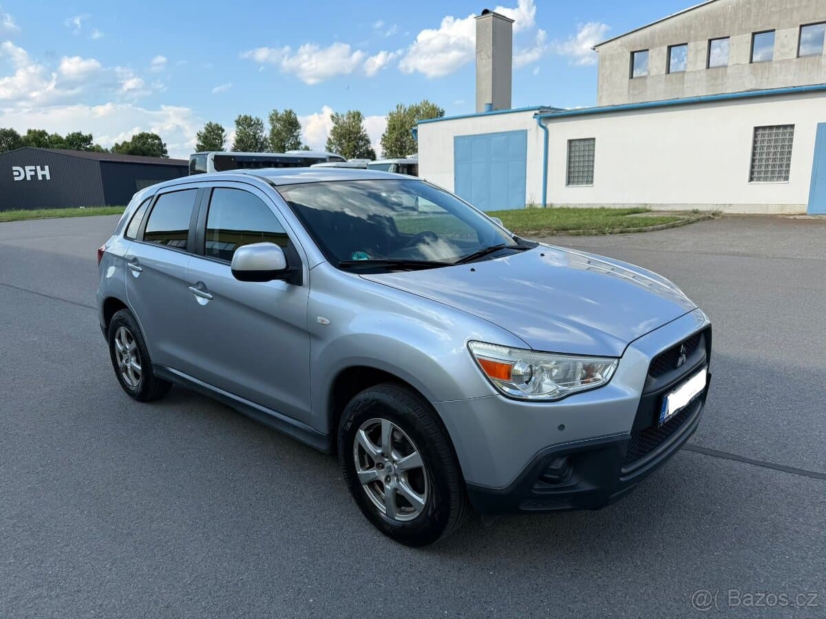 2011 Mitsubishi ASX - 4