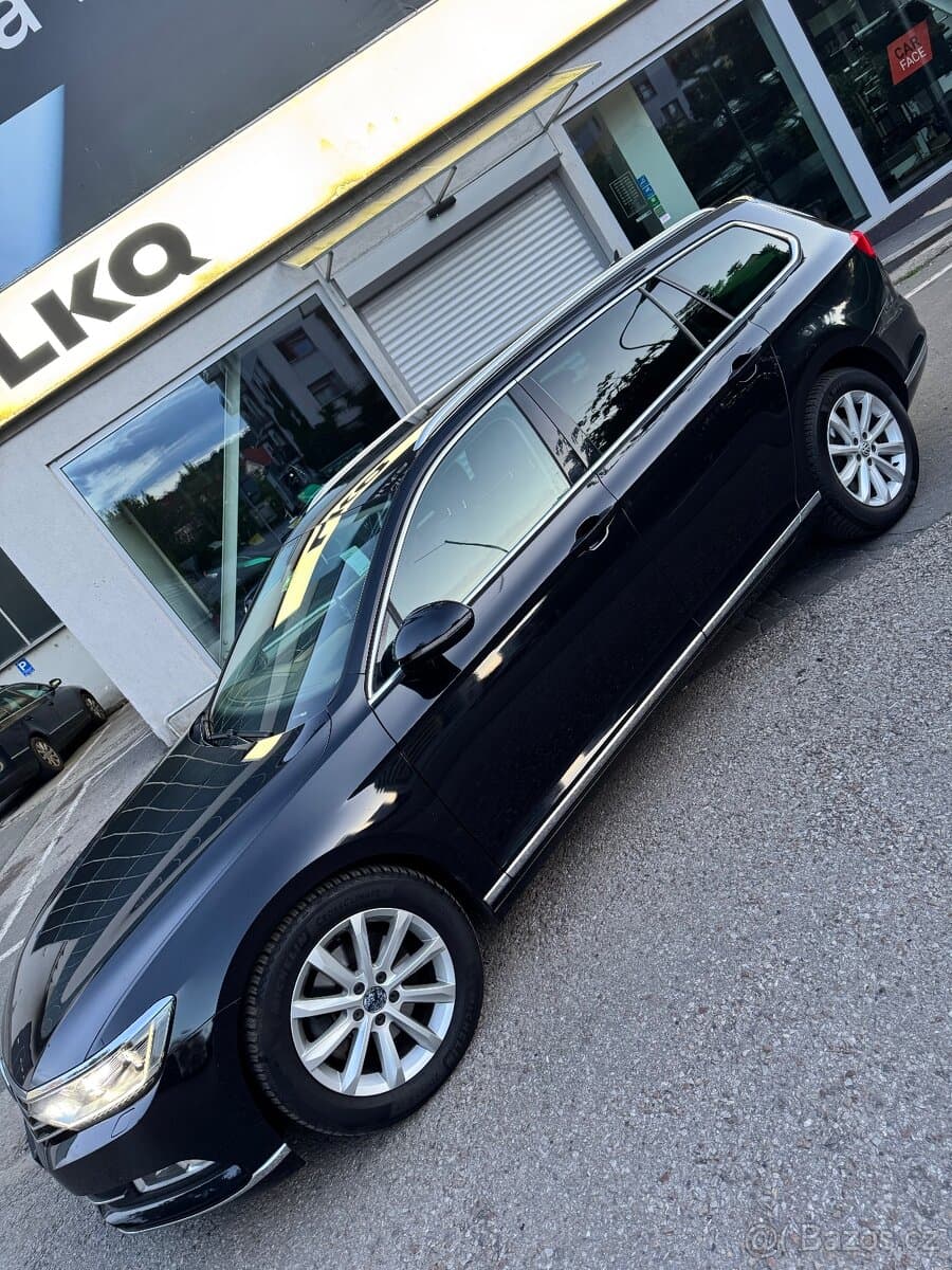 2015 Volkswagen PASSAT - 4