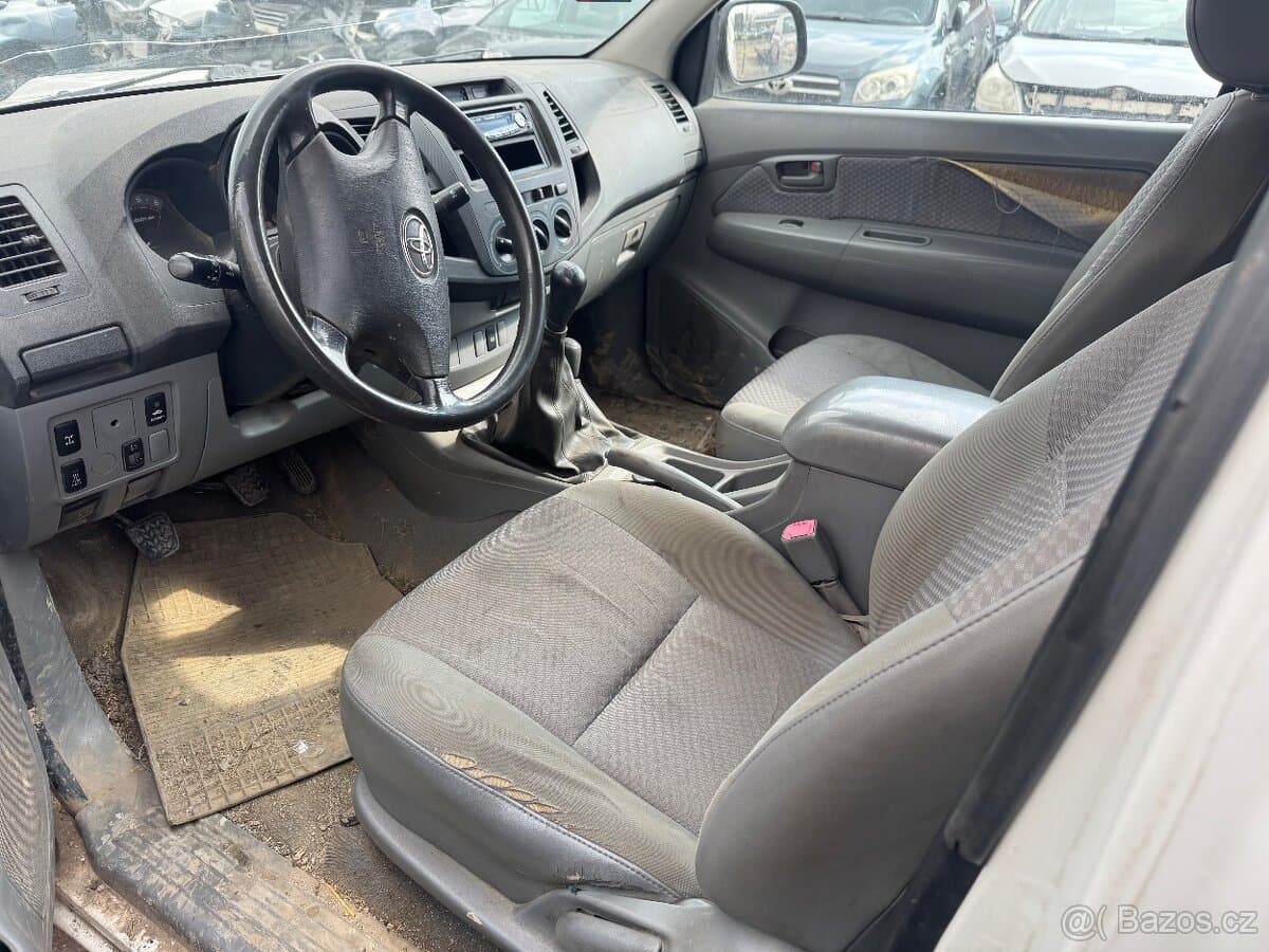 2007 Toyota HILUX - 4