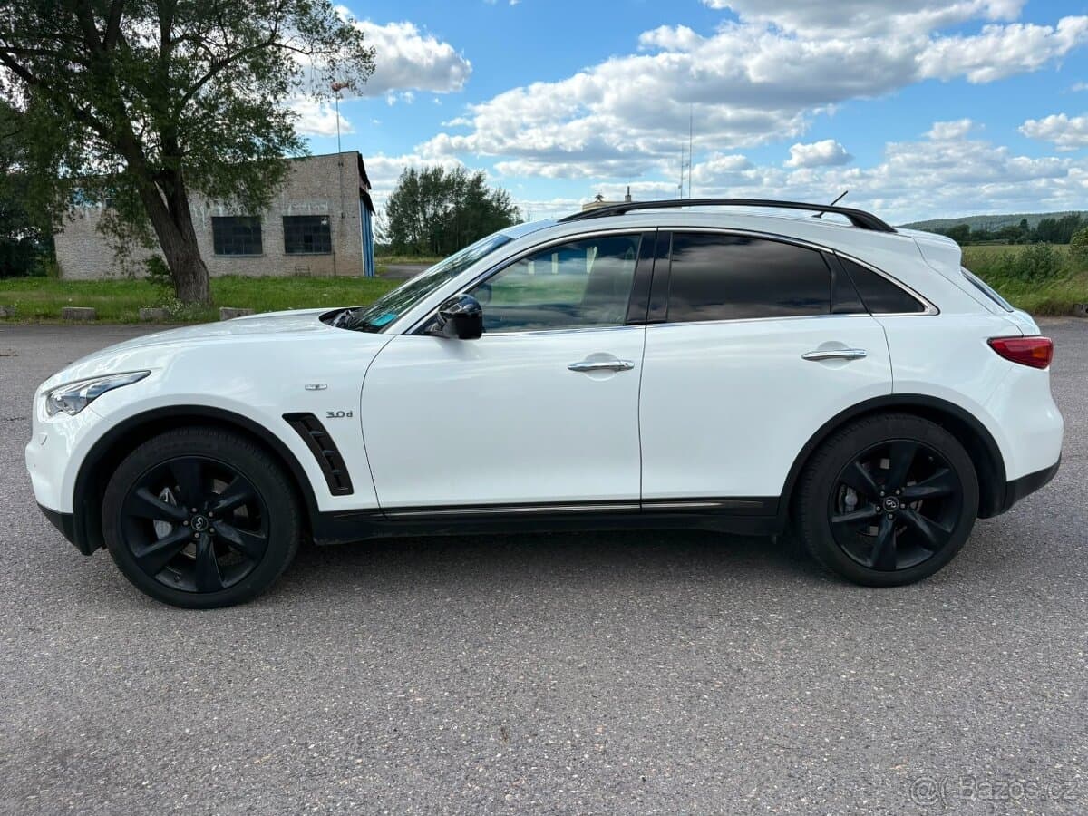 2015 Infiniti QX70 - 4