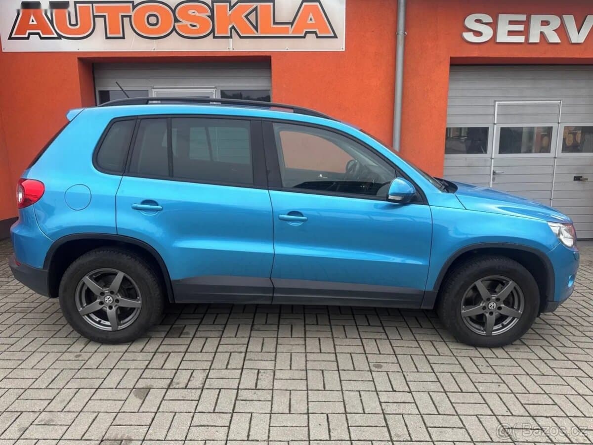 2009 Volkswagen TIGUAN - 4