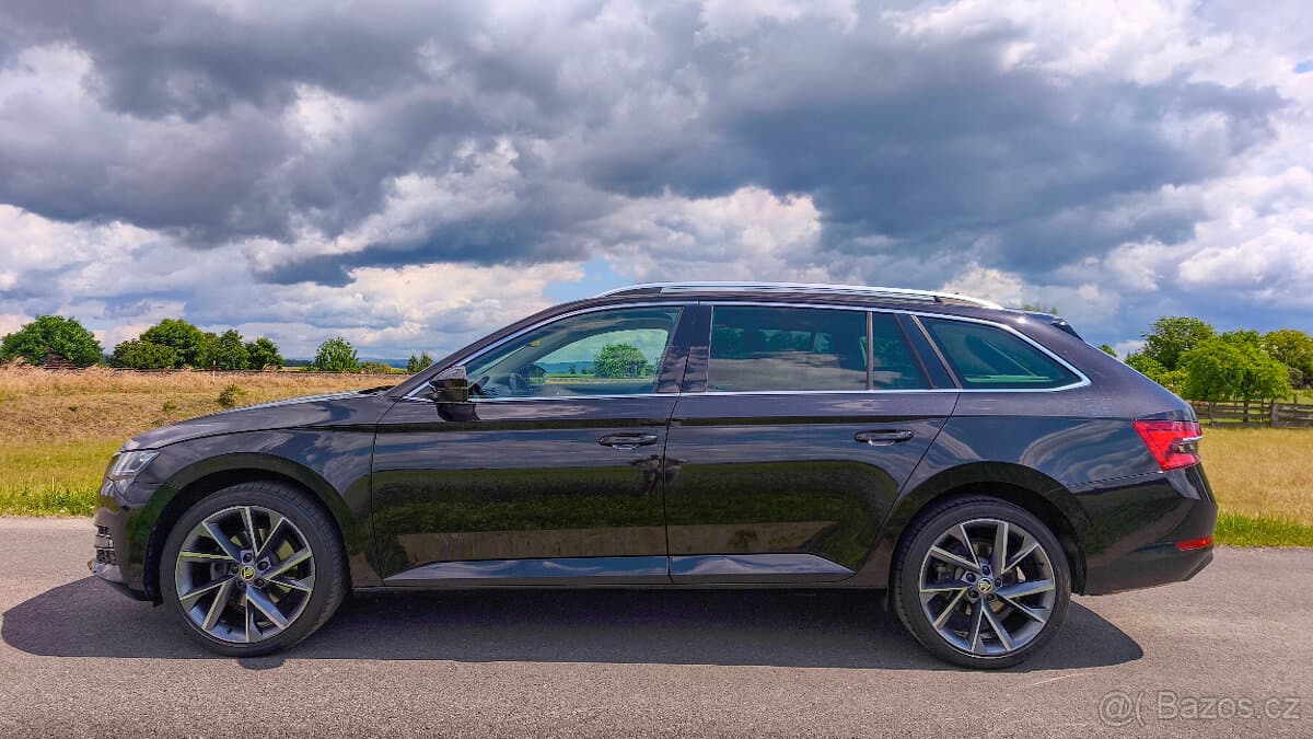 2021 Škoda SUPERB - 4