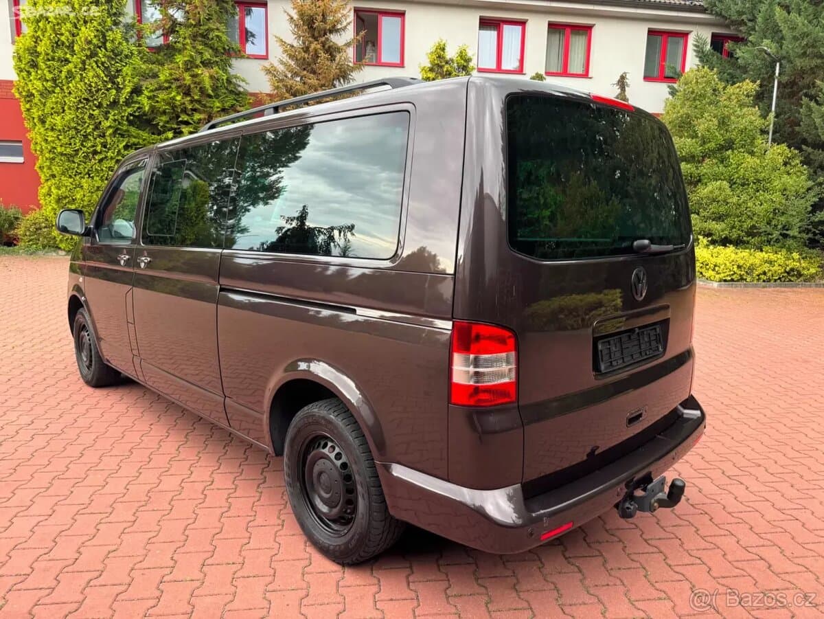 2009 Volkswagen MULTIVAN - 4