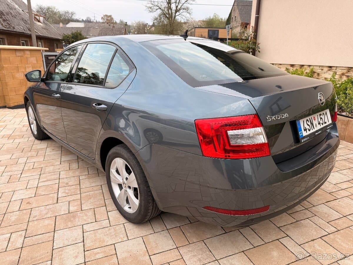 Škoda OCTAVIA - 4