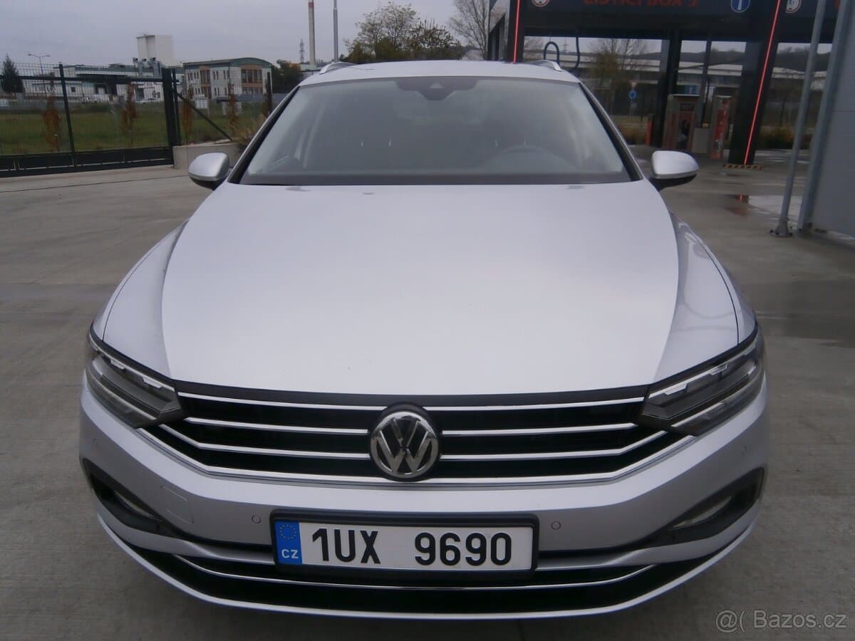 2020 Volkswagen PASSAT - 4