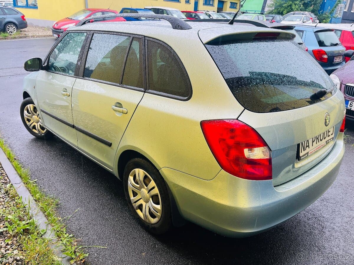 2011 Škoda FABIA - 4
