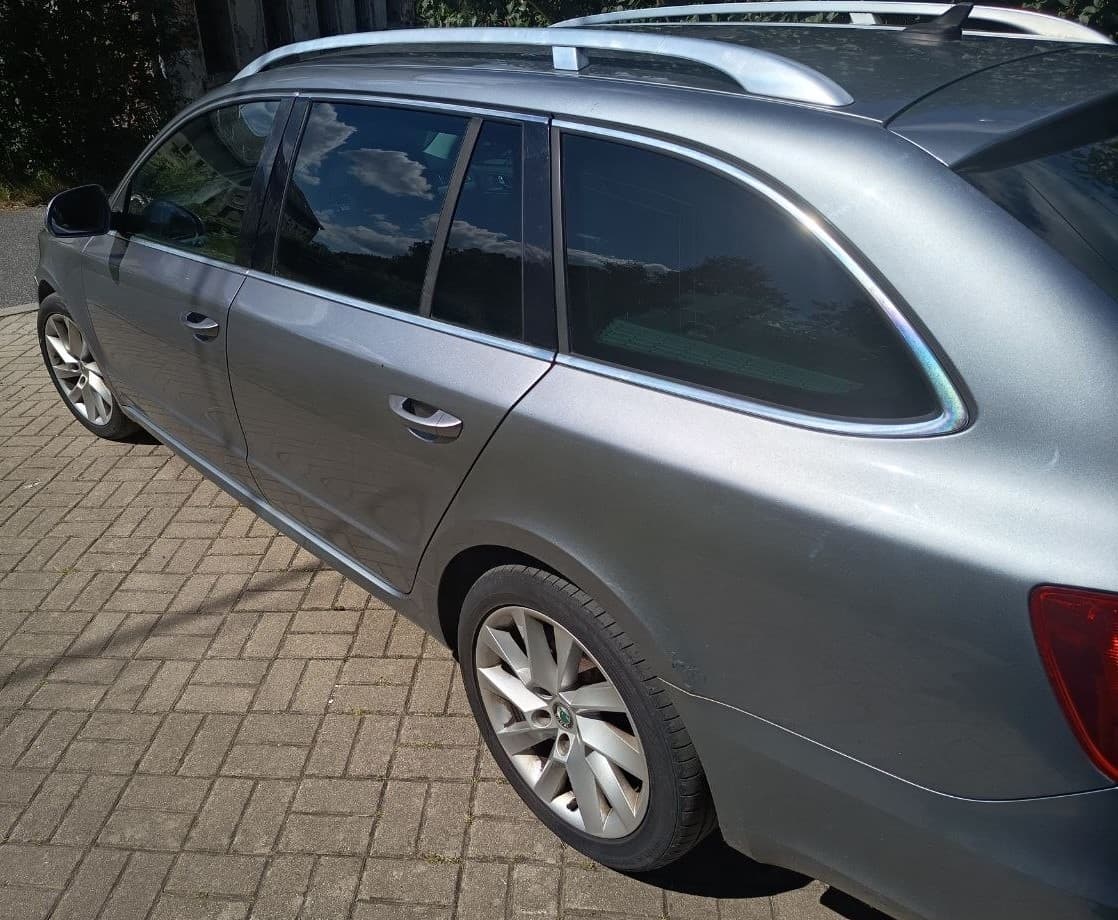 2011 Škoda SUPERB - 4