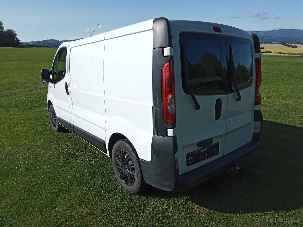 2009 Opel VIVARO - 4