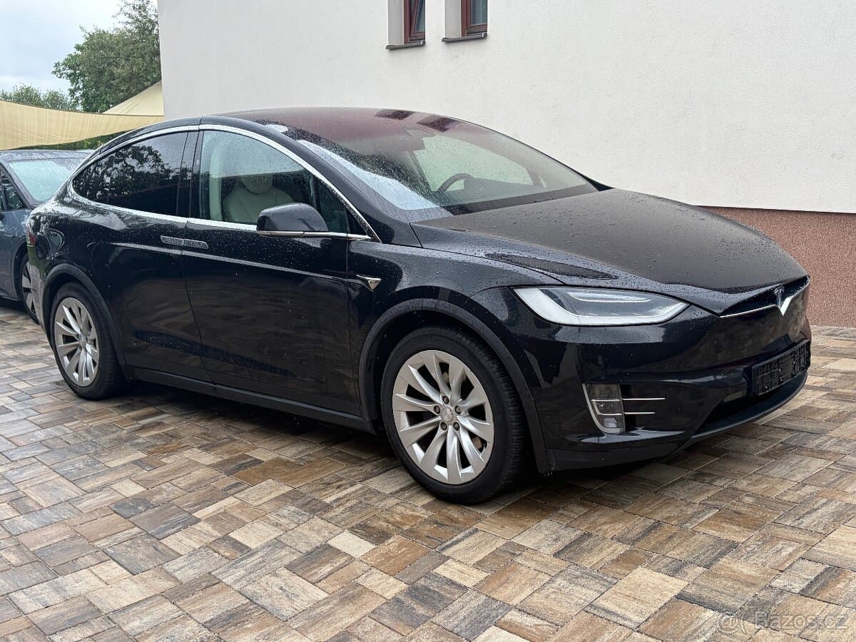 2018 Tesla MODEL X - 4