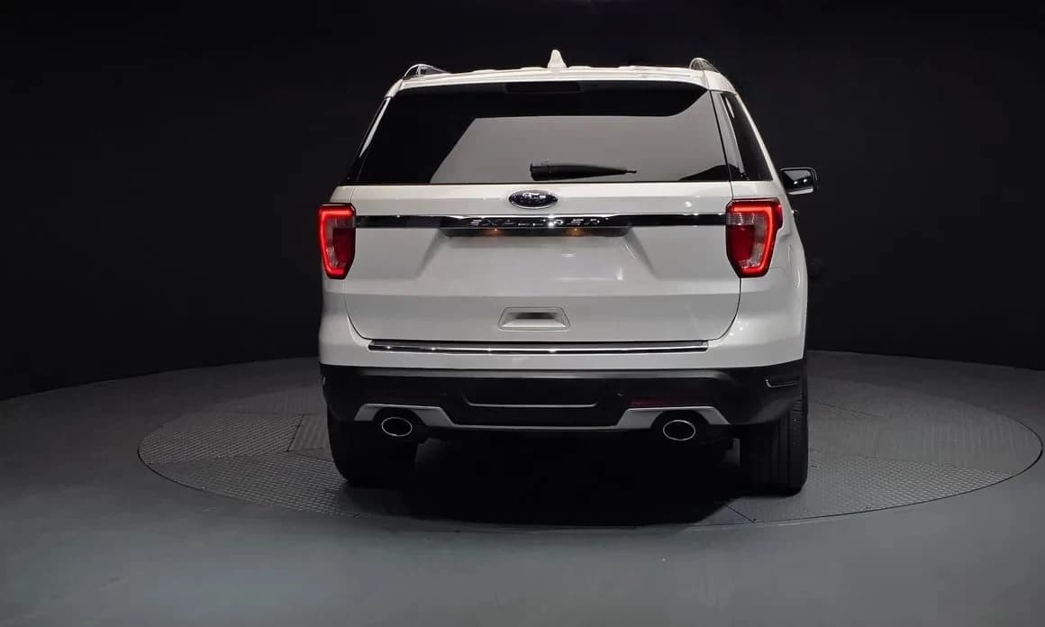 2018 Ford EXPLORER - 4