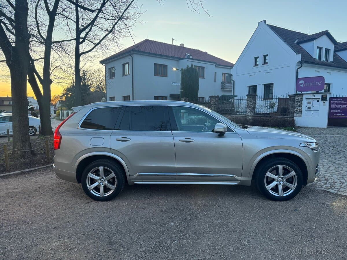 Volvo XC90 - 4