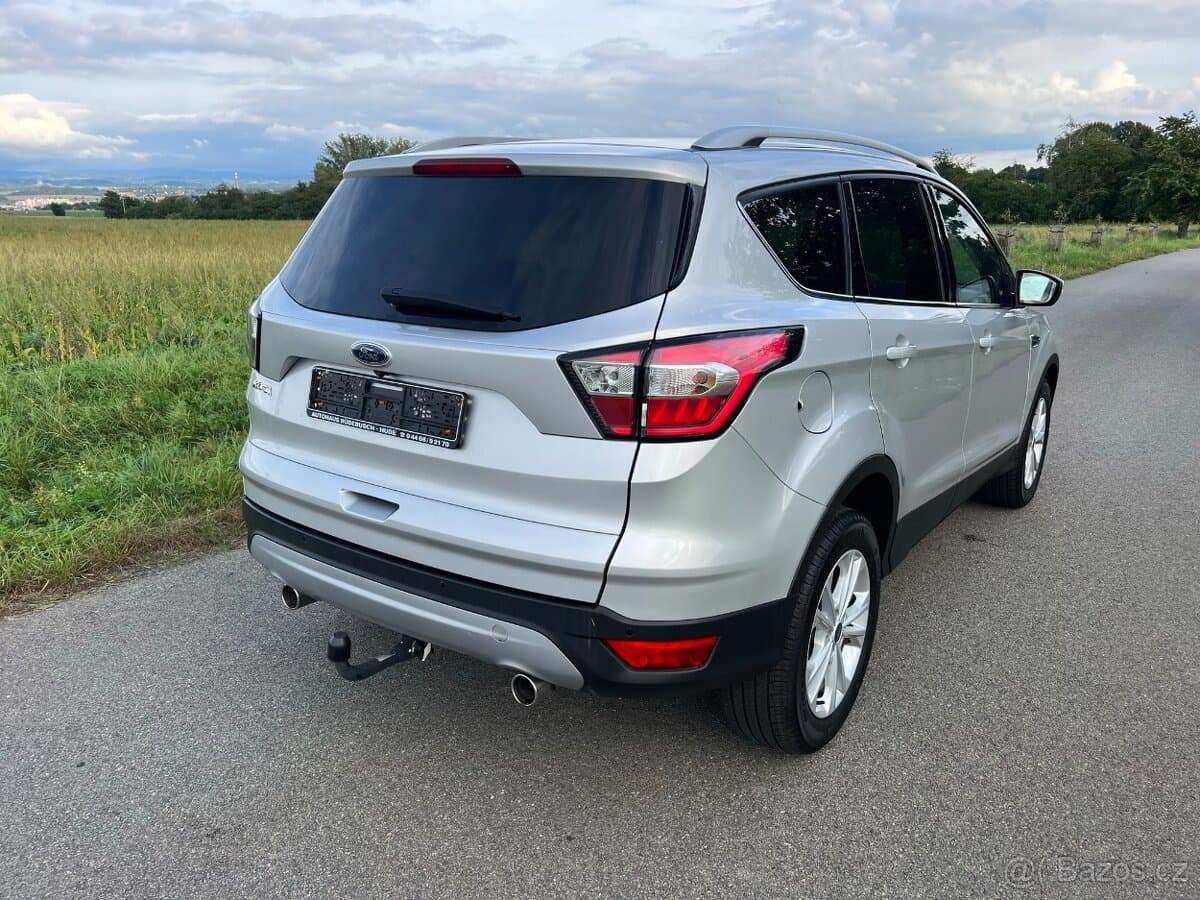 2017 Ford KUGA - 4