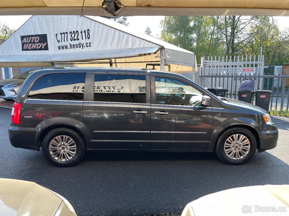2013 Lancia VOYAGER - 4