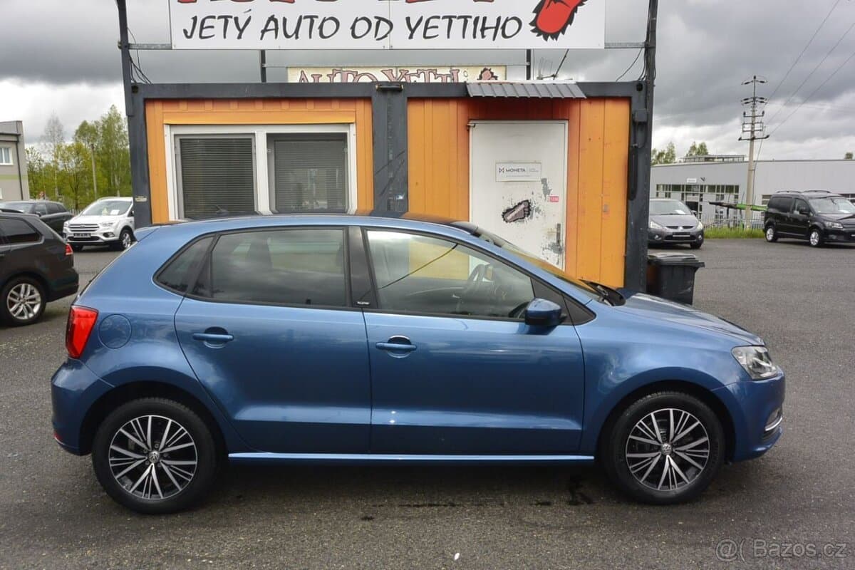 2017 Volkswagen POLO - 4