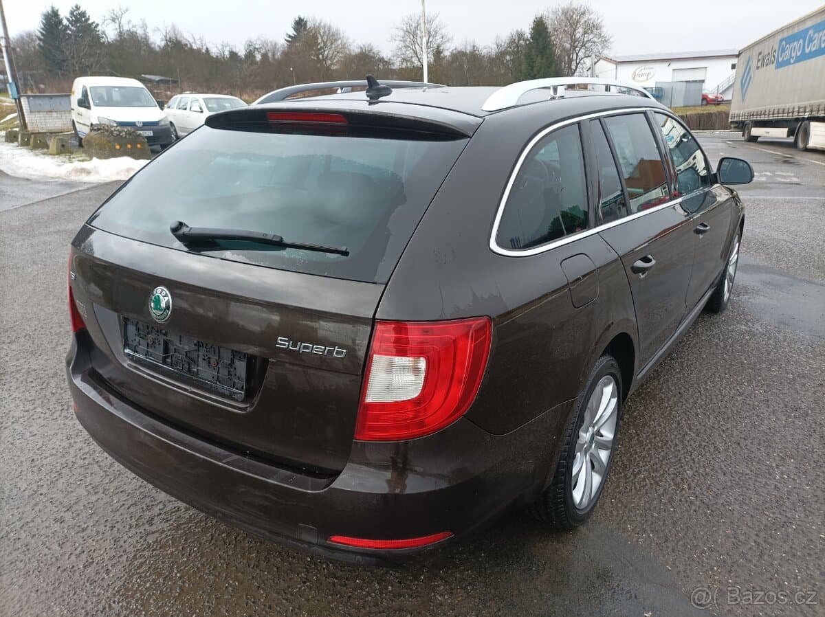 2012 Škoda SUPERB - 4