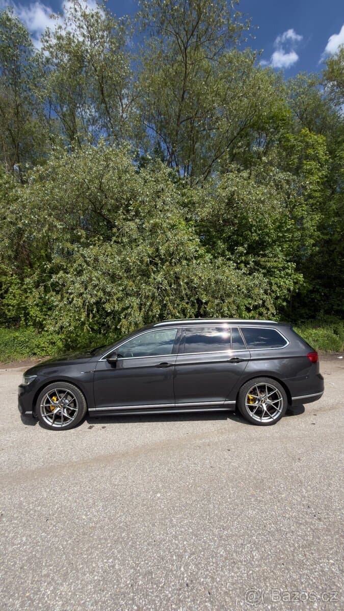 2020 Volkswagen PASSAT - 4