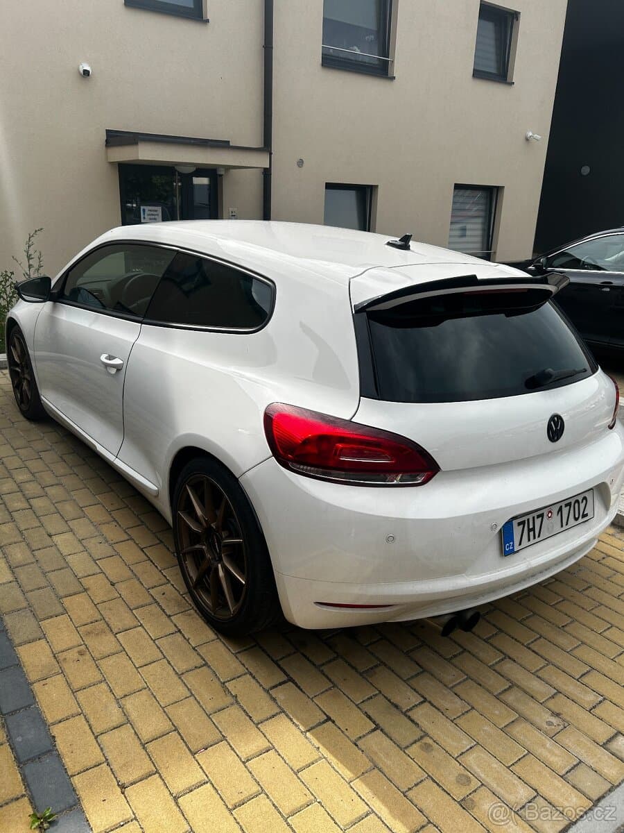 2009 Volkswagen SCIROCCO - 4