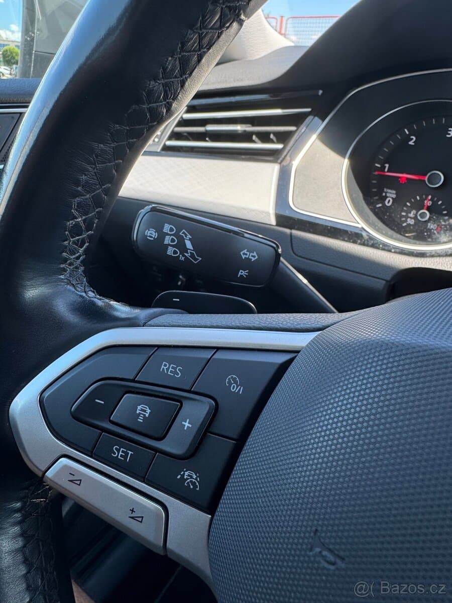 2020 Volkswagen PASSAT - 4