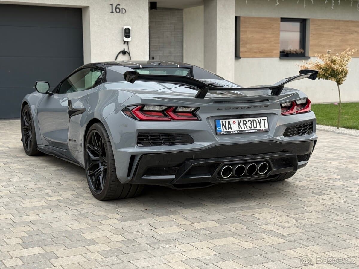 2024 Chevrolet CORVETTE - 4
