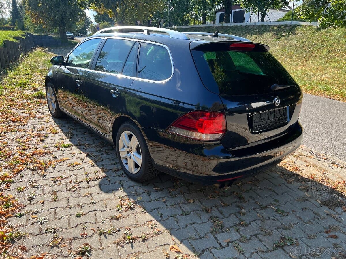 2010 Volkswagen GOLF - 4