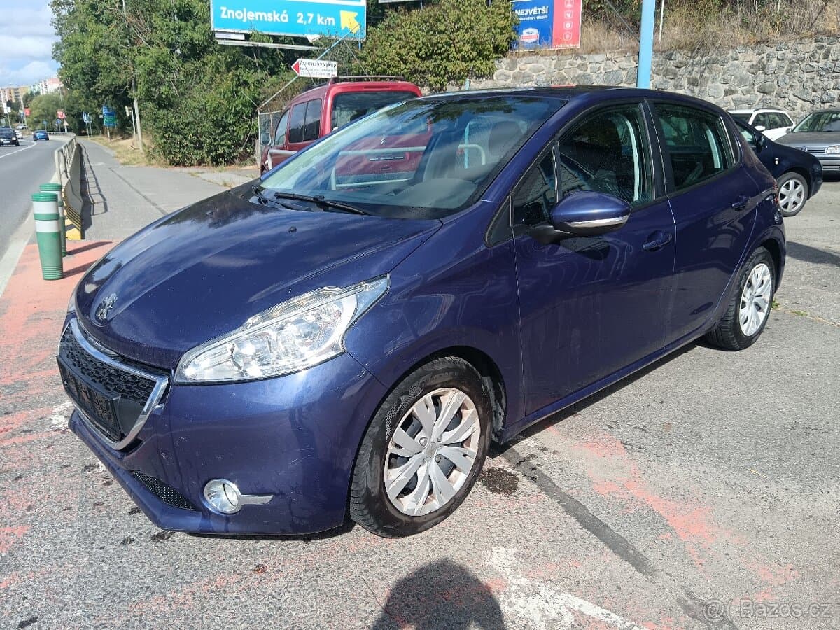 2013 Peugeot 208 - 4