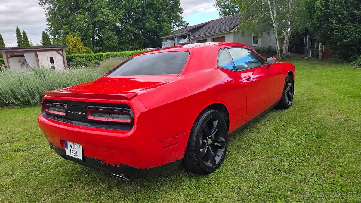 2015 Dodge CHALLENGER - 4