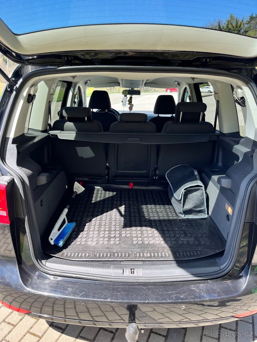2011 Volkswagen TOURAN - 4