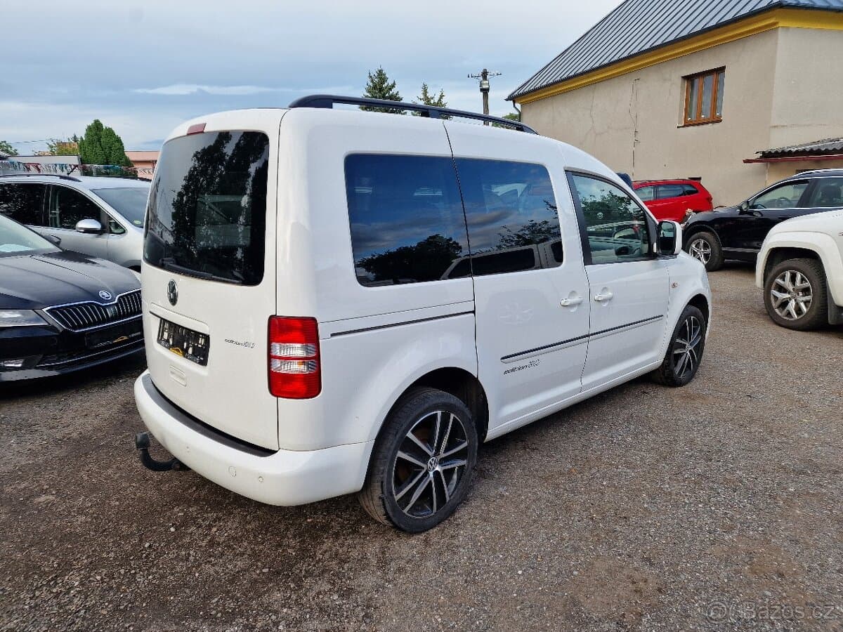 2015 Volkswagen CADDY - 4
