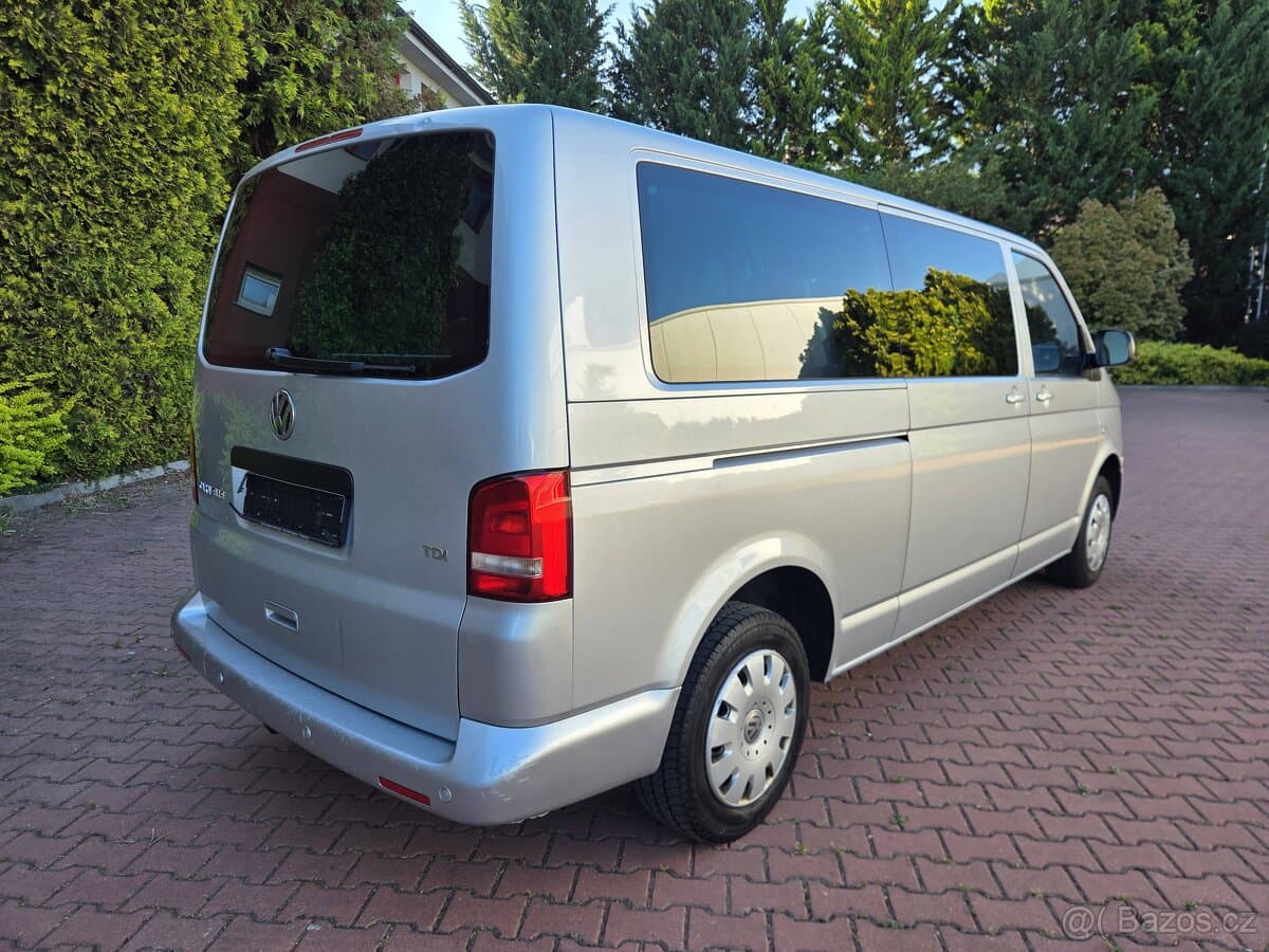 2011 Volkswagen CARAVELLE - 4