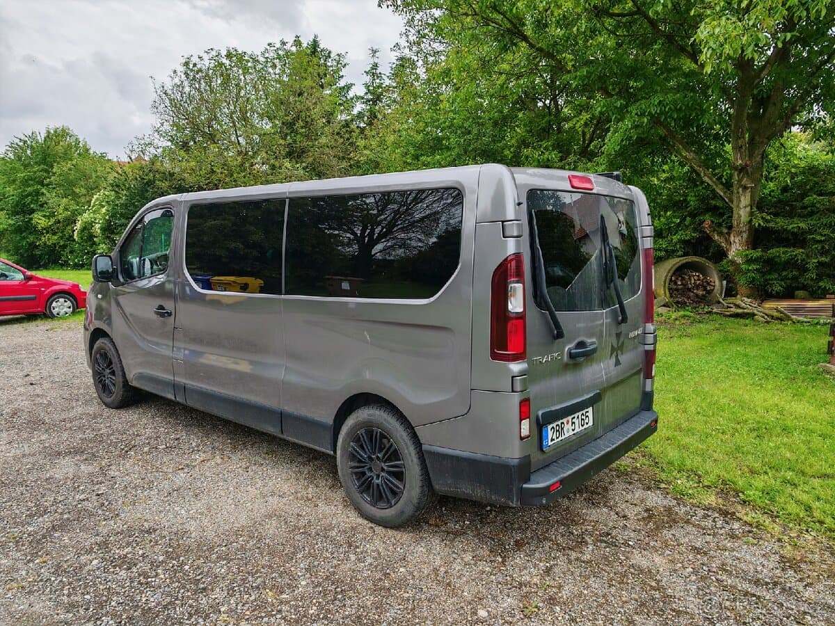 Renault TRAFIC - 4
