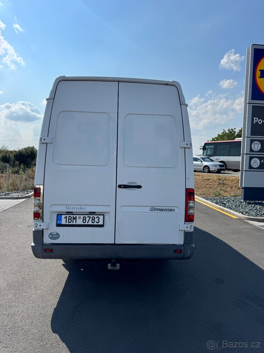 2003 Mercedes-Benz SPRINTER - 4