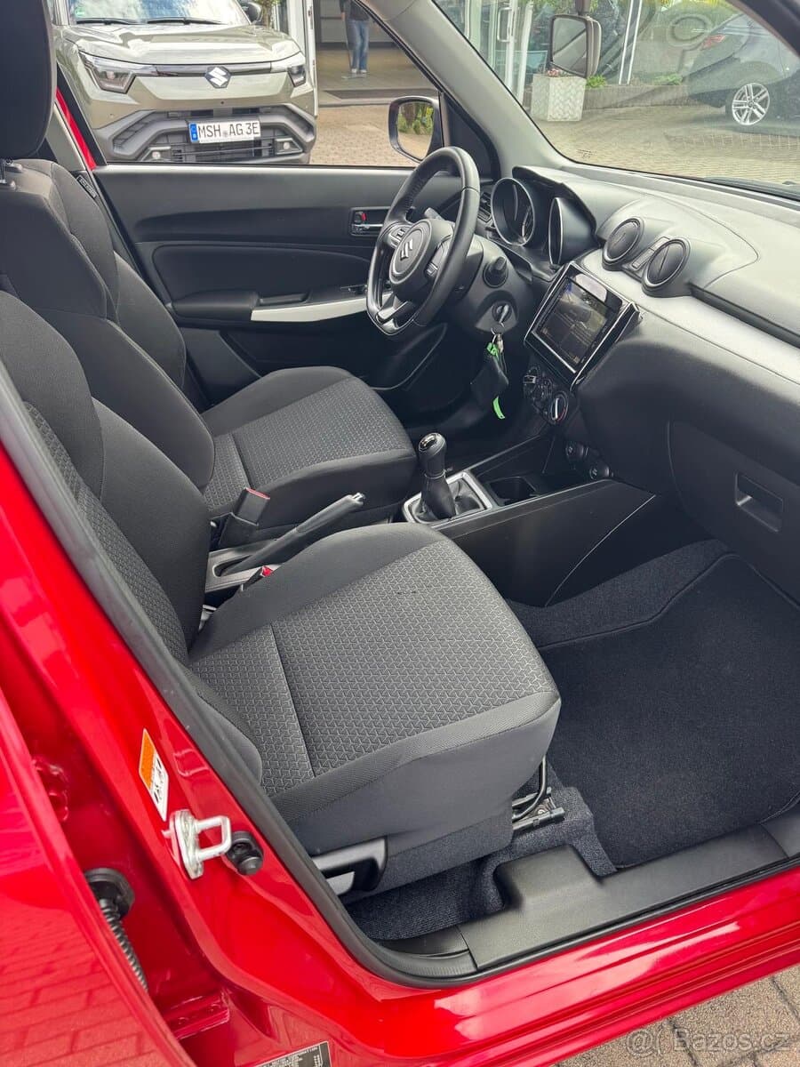 2018 Suzuki SWIFT - 4