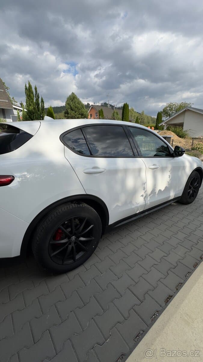 2019 Alfa Romeo STELVIO - 4