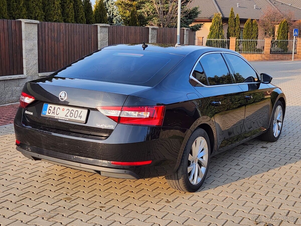 Škoda SUPERB - 4