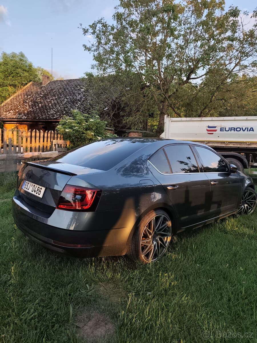 2018 Škoda OCTAVIA - 4