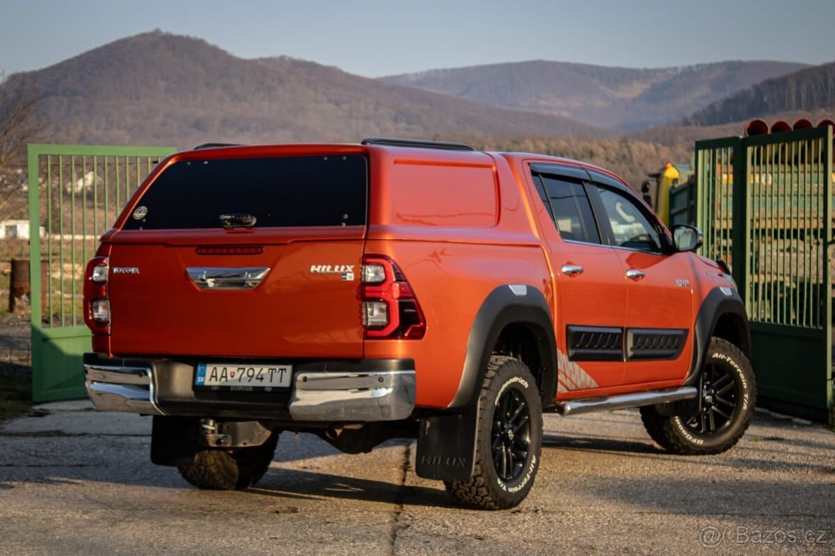 2021 Toyota HILUX - 4