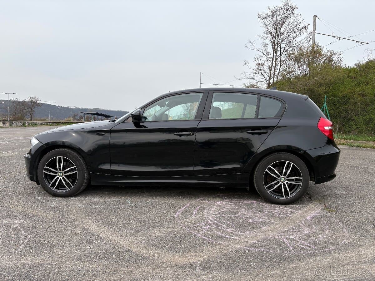 2011 BMW 1-SERIES - 4