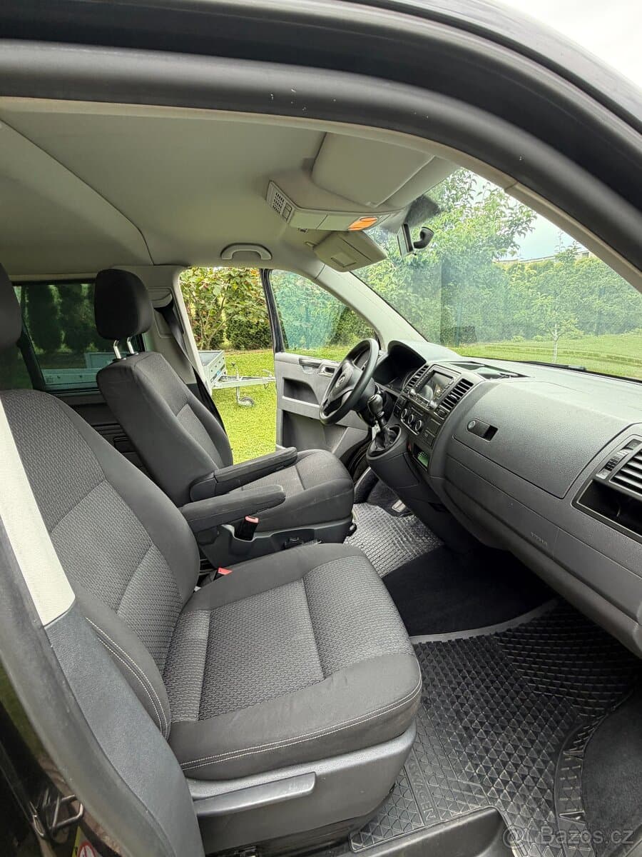 2011 Volkswagen CARAVELLE - 4