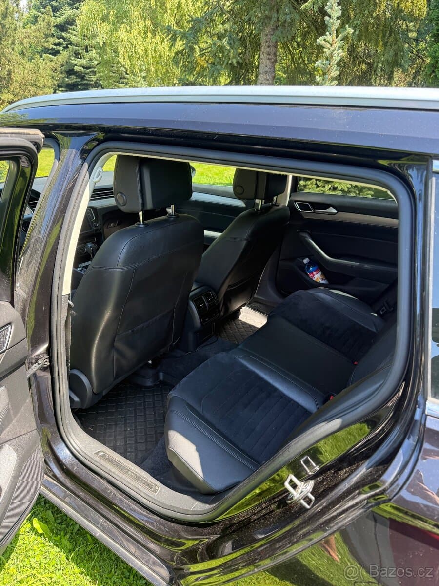 Volkswagen PASSAT - 4