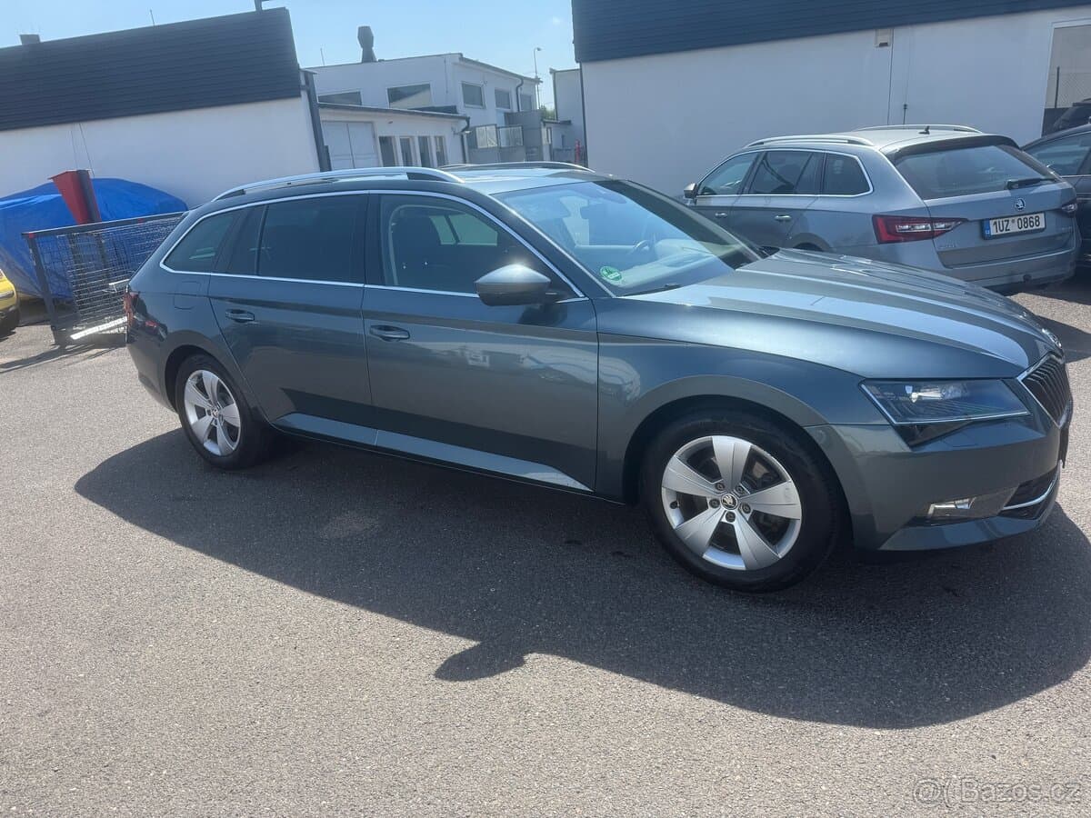 2018 Škoda SUPERB - 4