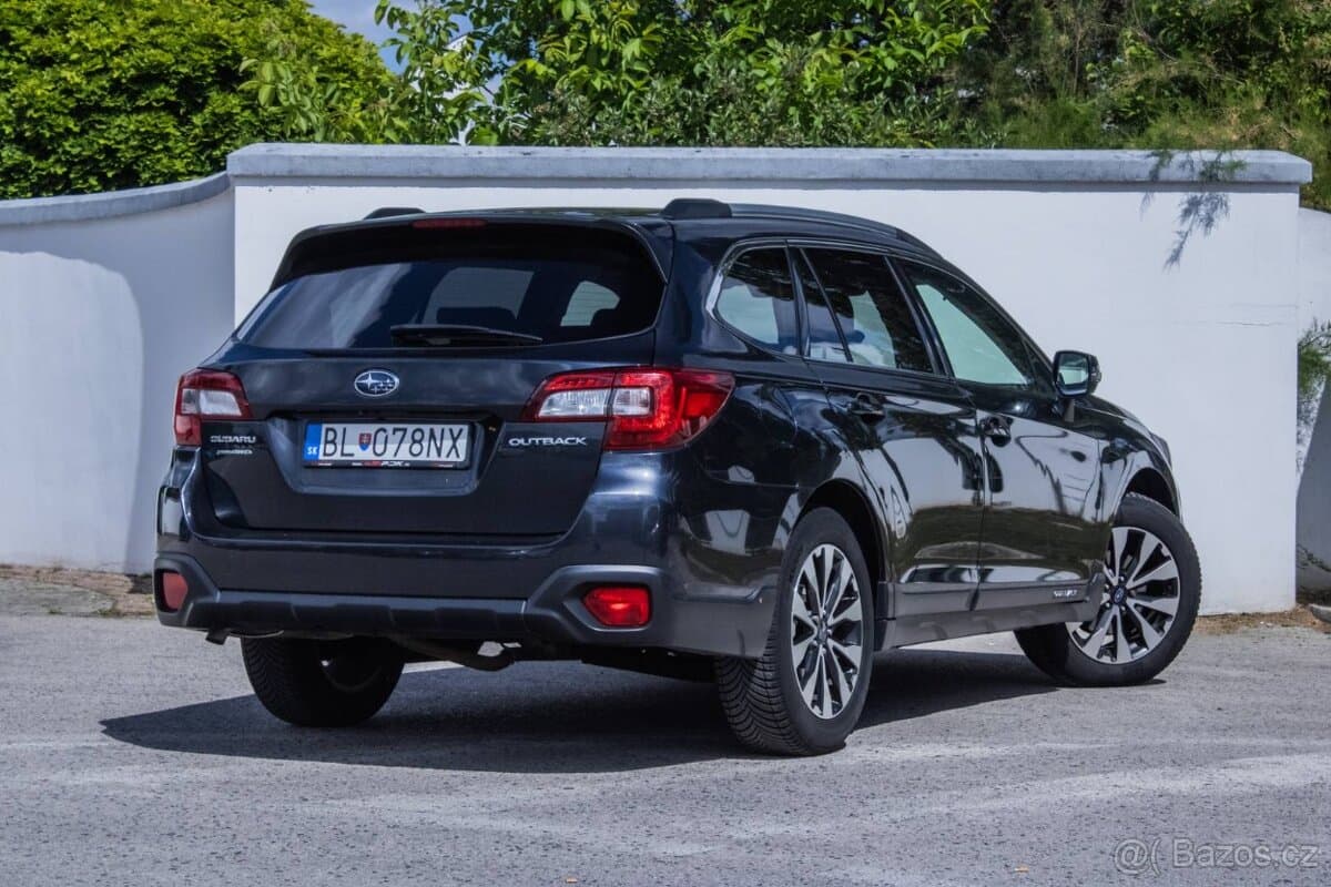 2017 Subaru OUTBACK - 4