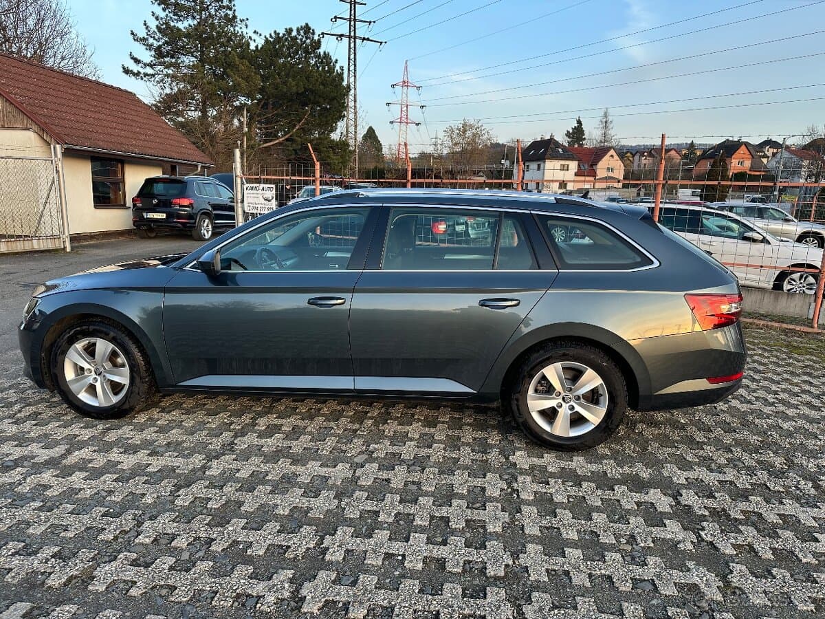 2019 Škoda SUPERB - 4