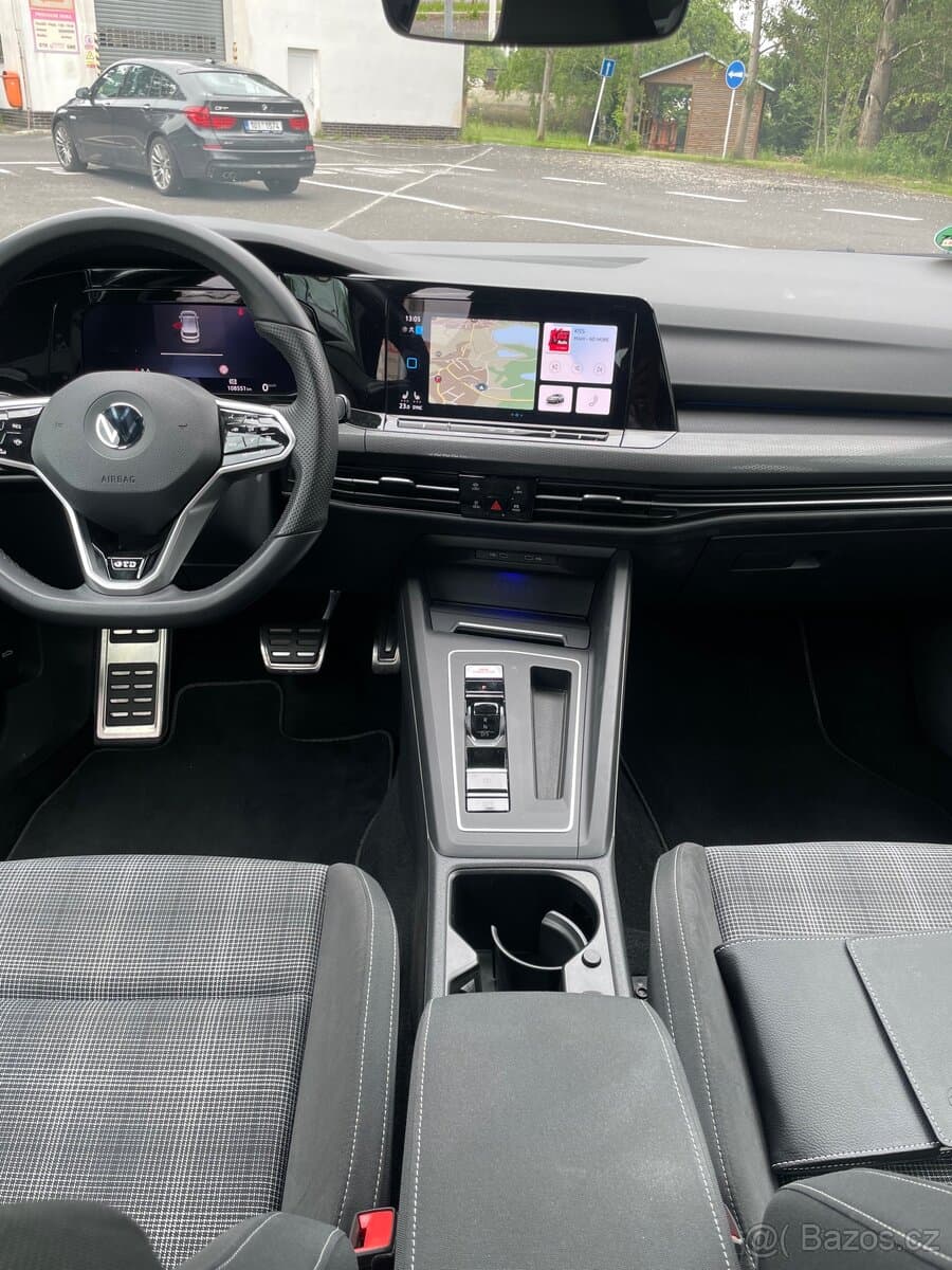 Volkswagen GOLF - 4