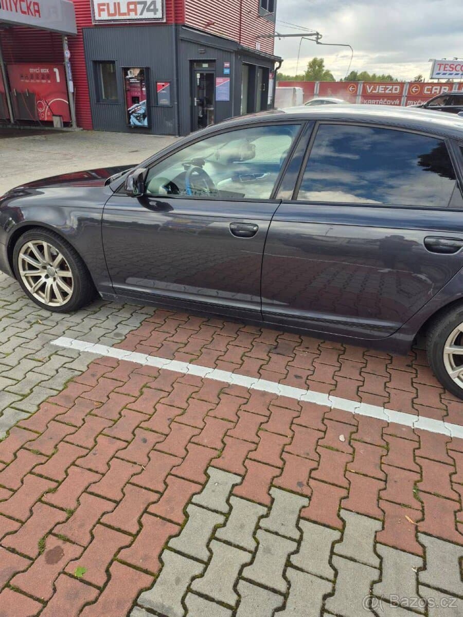 Audi A6 - 4