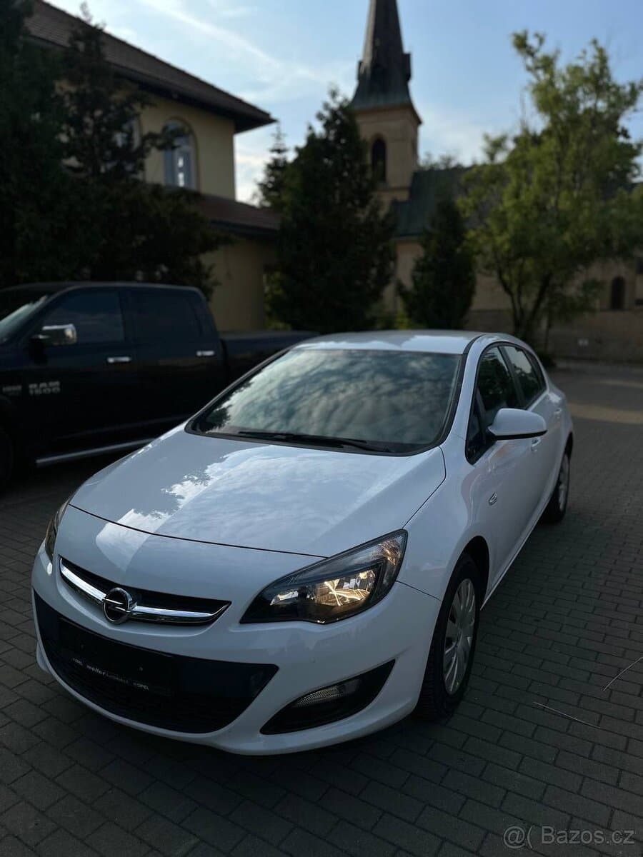 2013 Opel ASTRA - 4