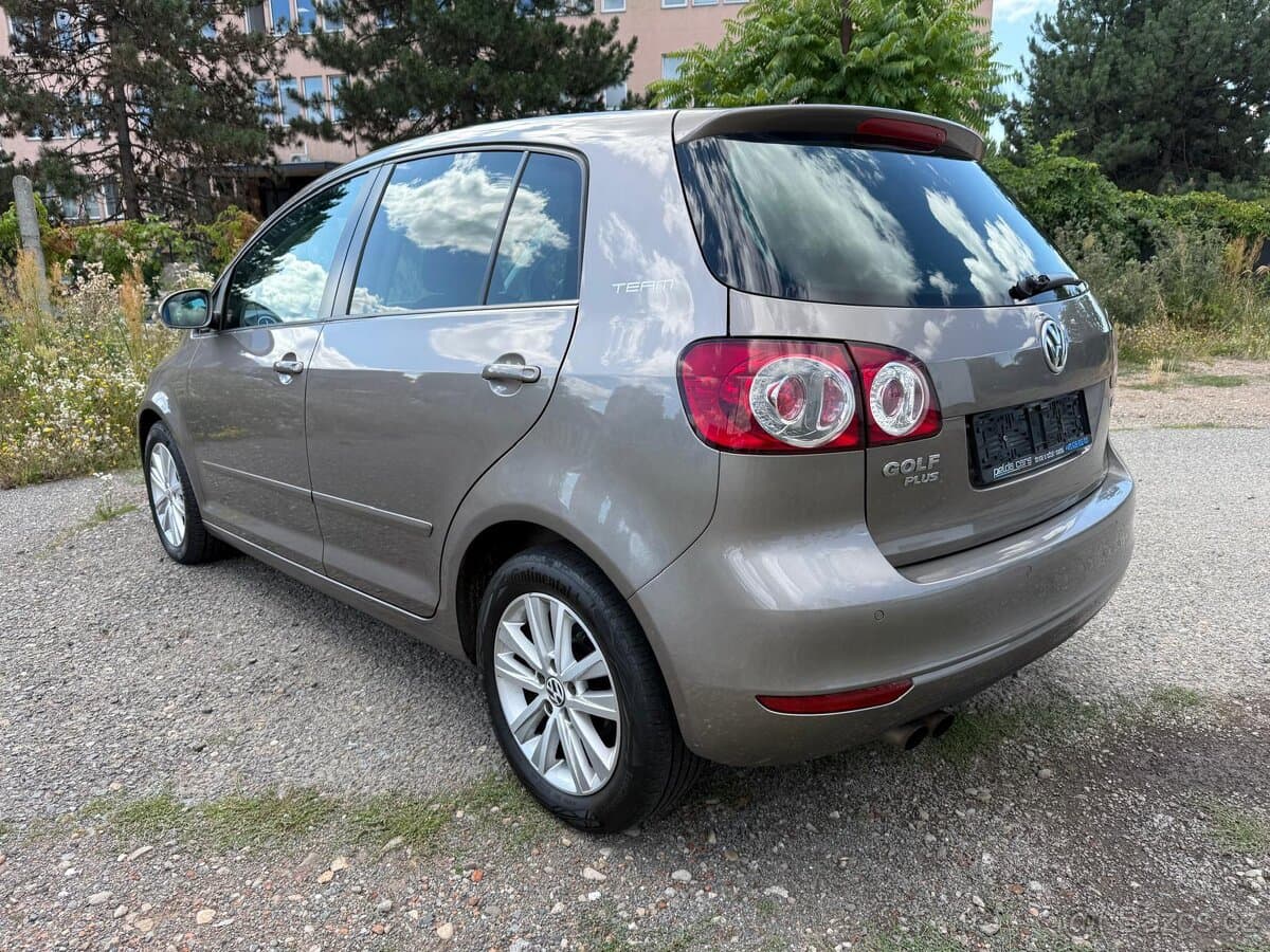 2011 Volkswagen GOLF - 4