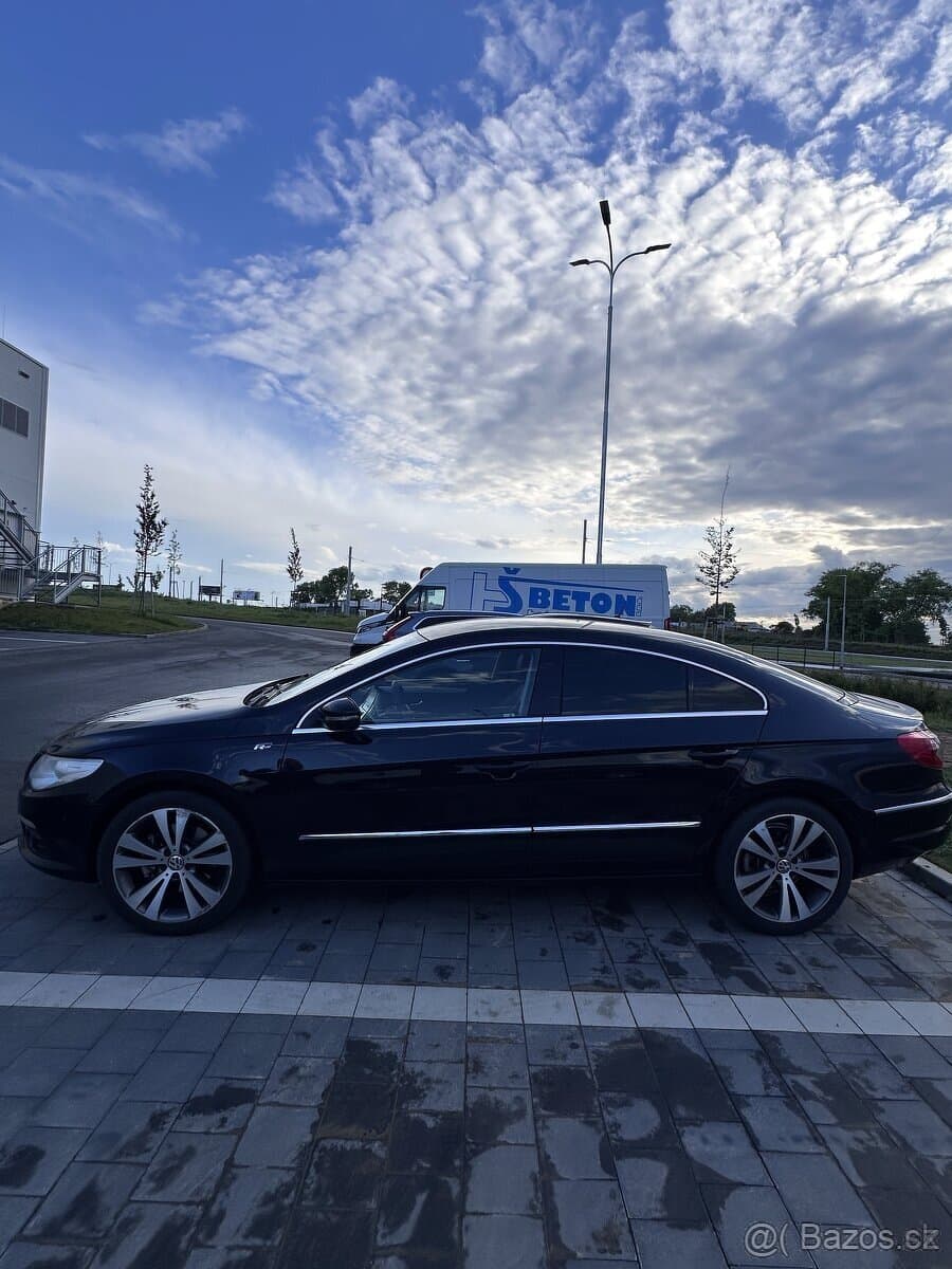2009 Volkswagen PASSAT CC - 4
