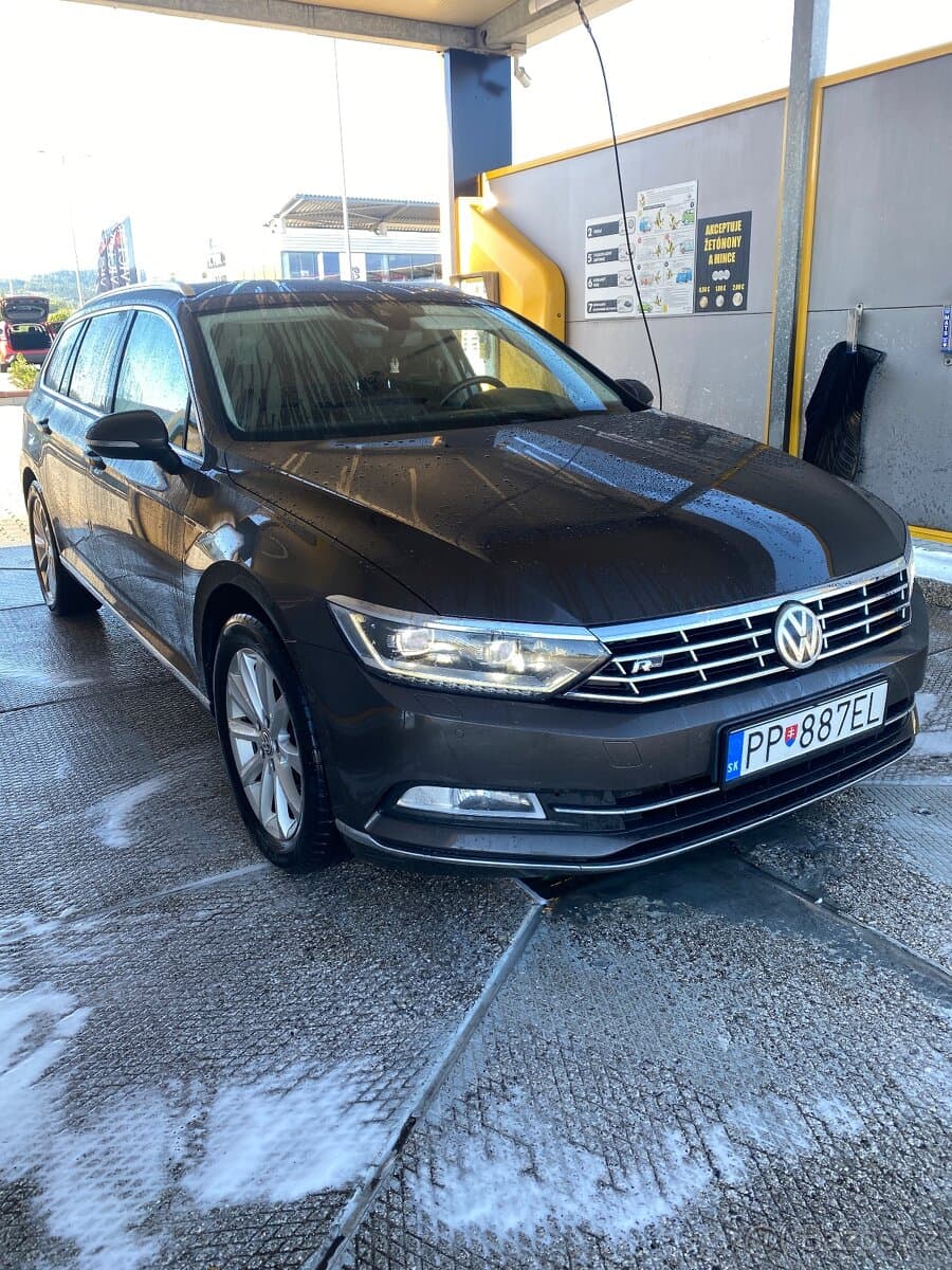 2015 Volkswagen PASSAT - 4