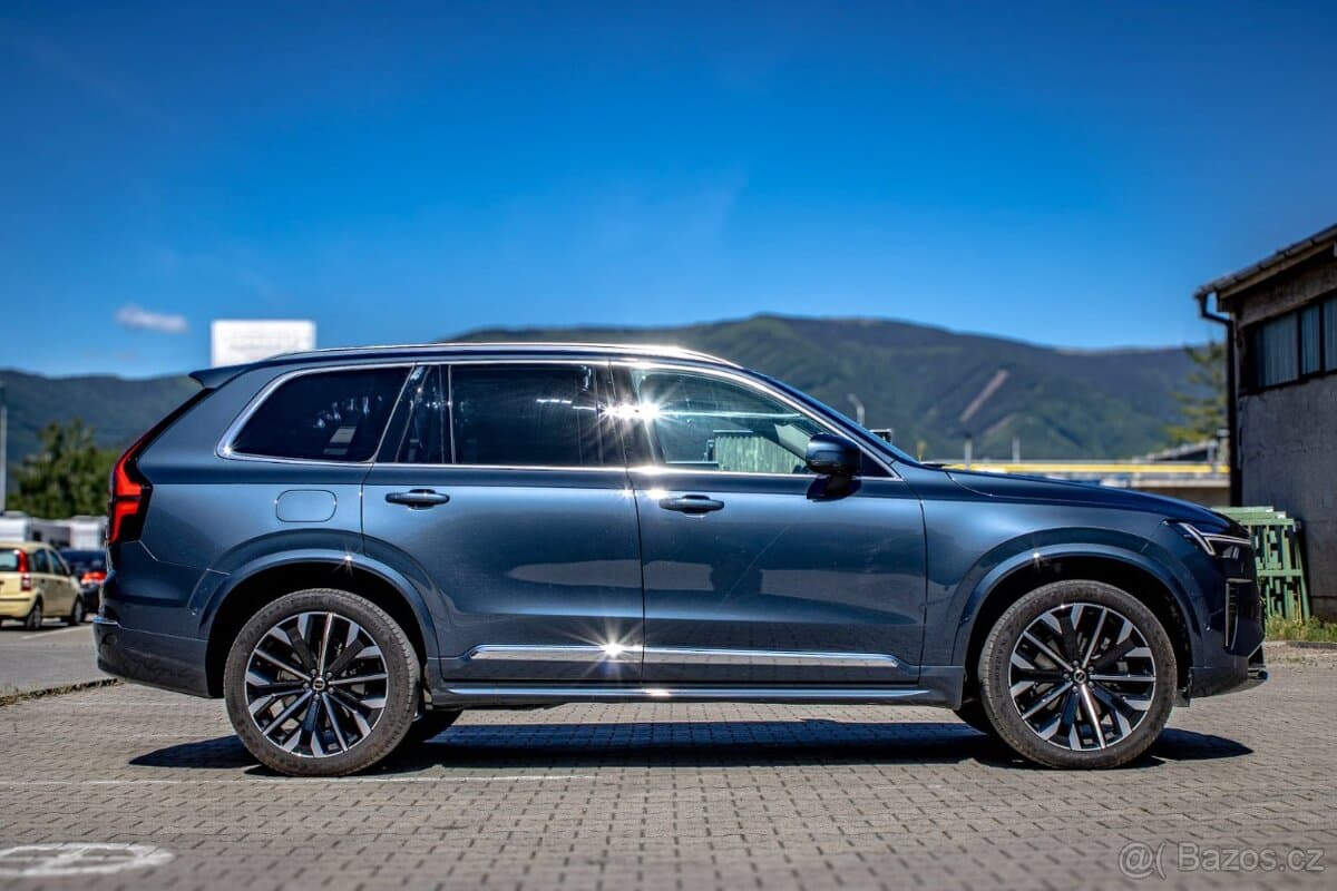 2025 Volvo XC90 - 4
